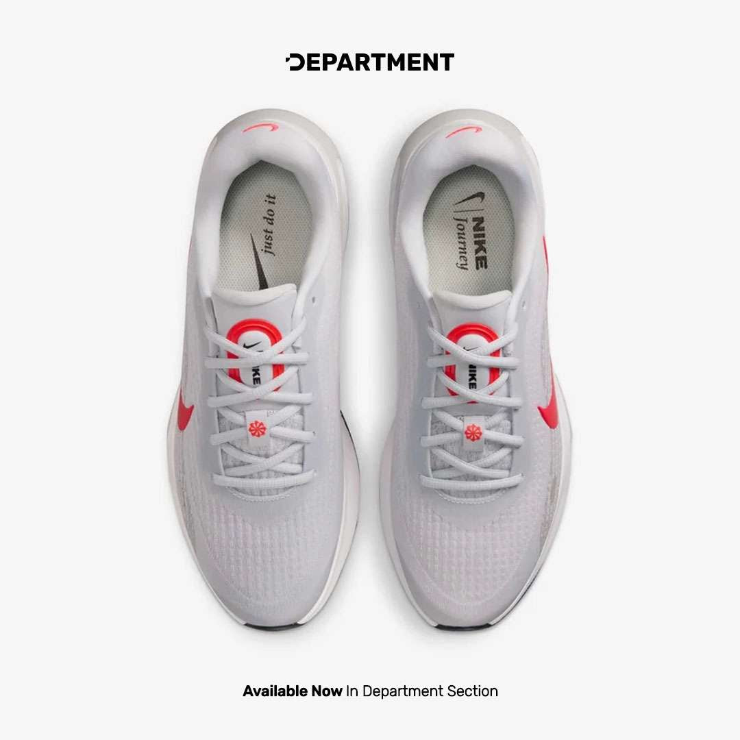 NIKE JOURNEY RUN