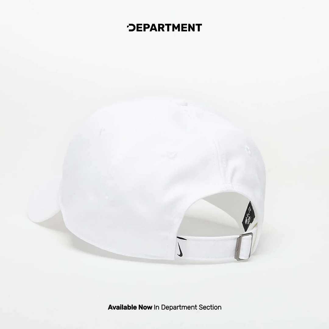 NIKE CLUB UNSTRUCTURED SWOOSH