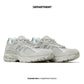 NEW BALANCE 2002R