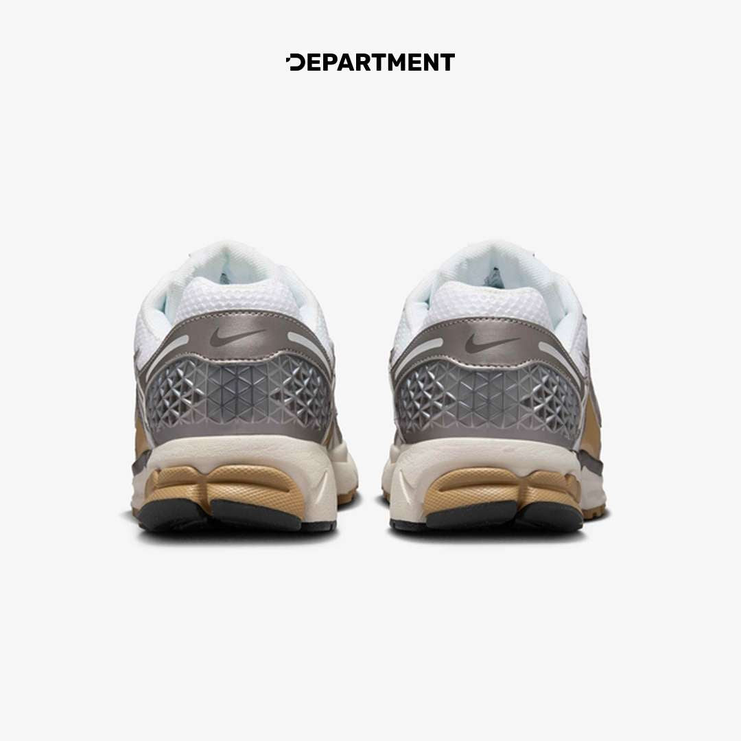 NIKE ZOOM VOMERO 5