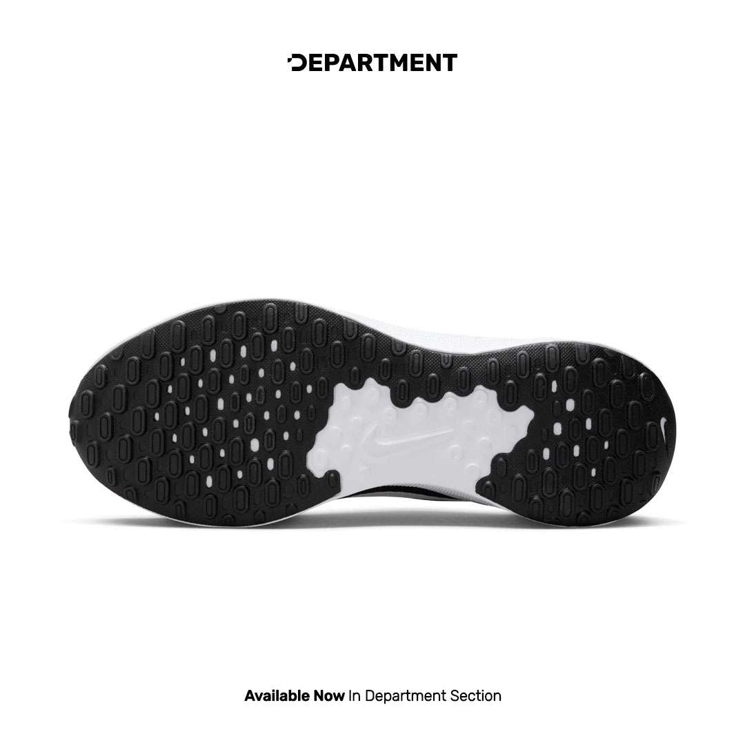 NIKE REVOLUTION 7