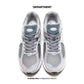 NEW BALANCE 2002R