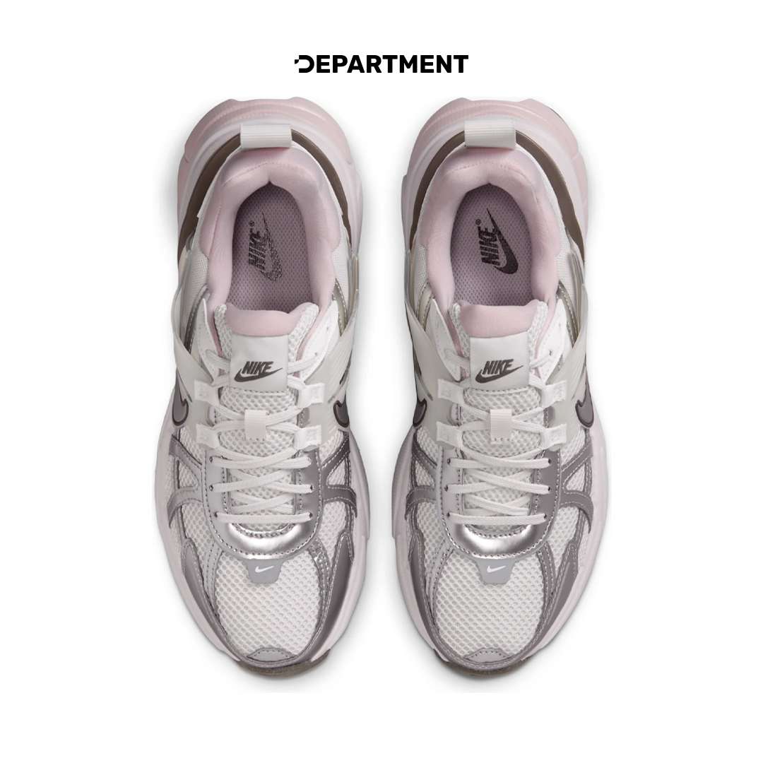 NIKE W V2K RUN WITH REFLECTIVE ACCENTS