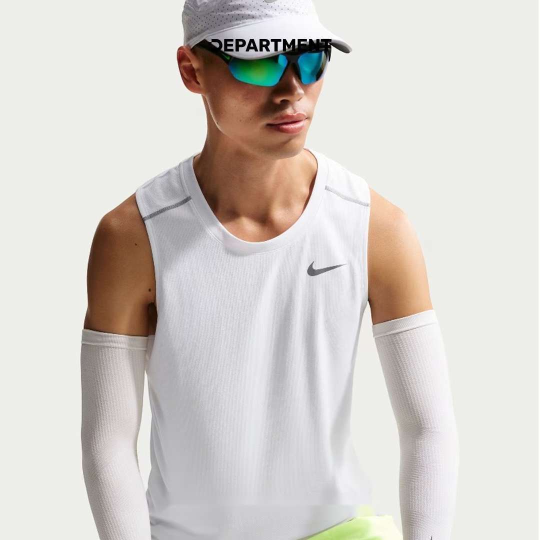 NIKE DRI-FIT MILER