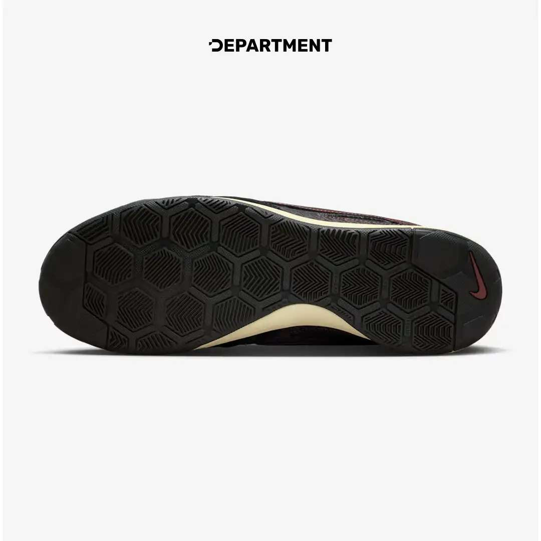 NIKE GATO