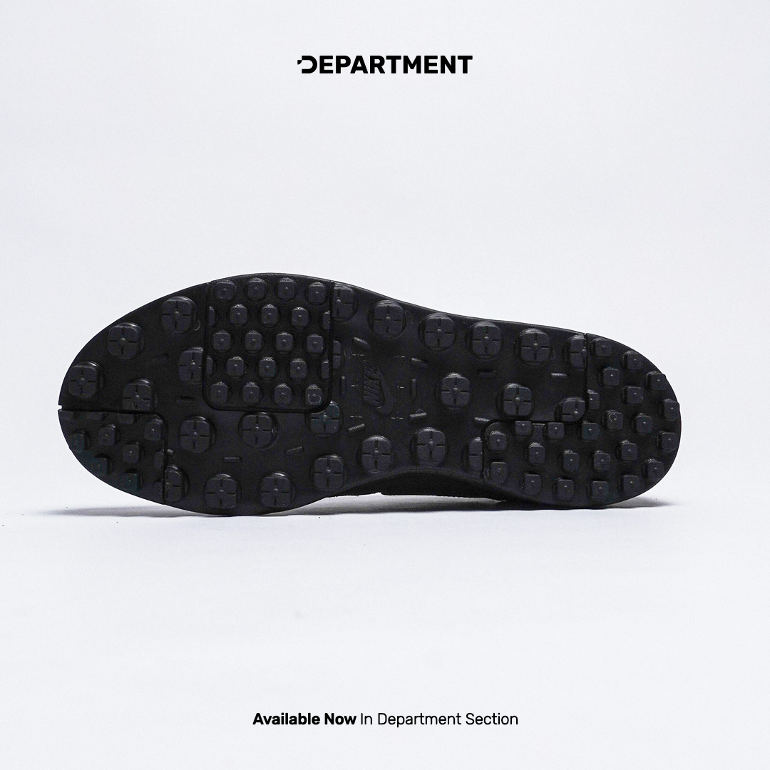 NIKE C1TY