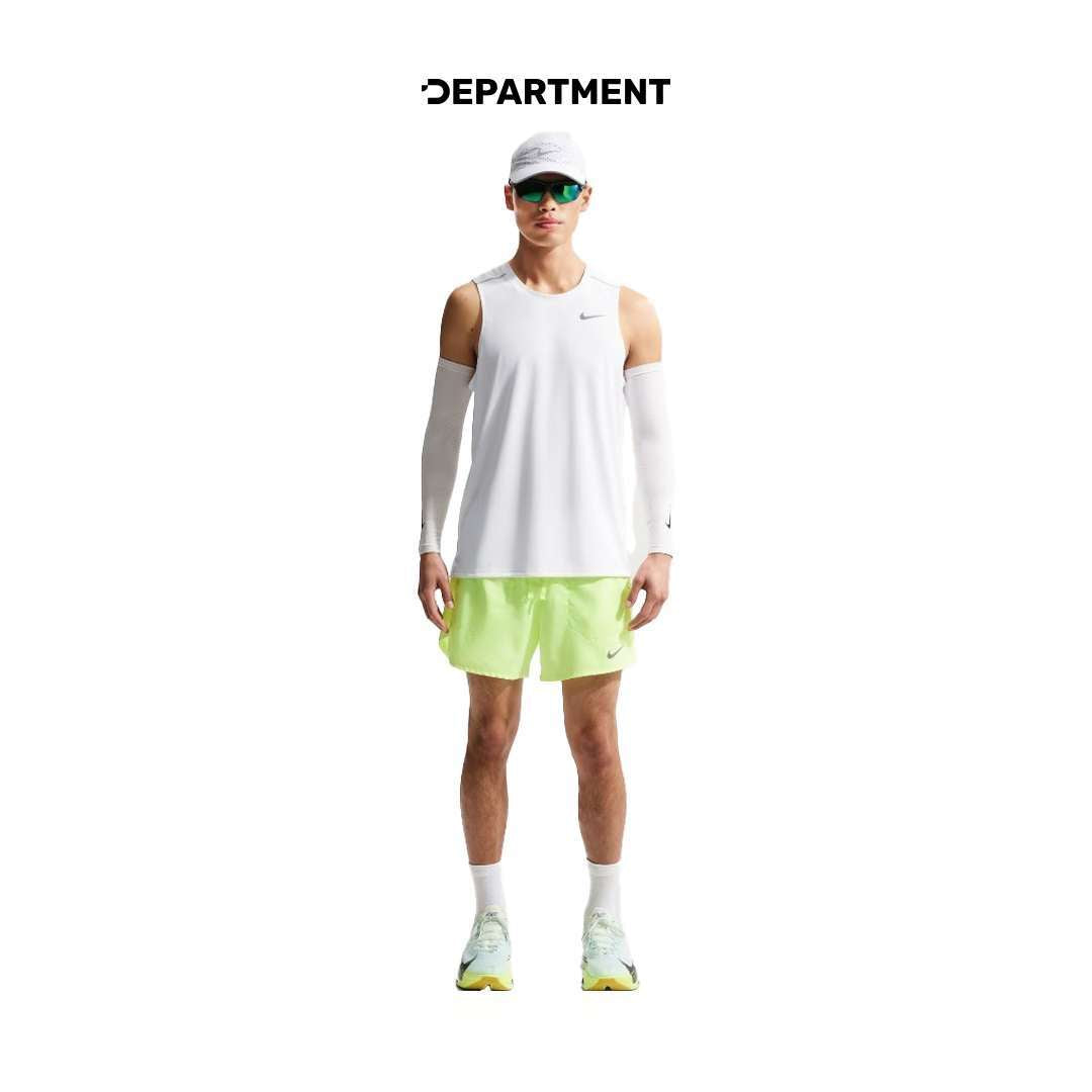 NIKE DRI-FIT MILER