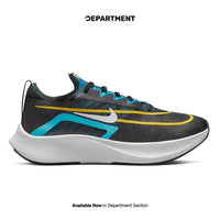 NIKE ZOOM FLY 4