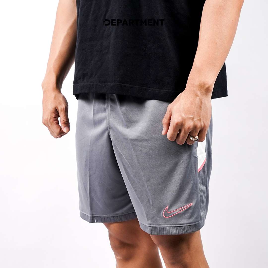 NIKE DRI-FIT ACADEMY 25