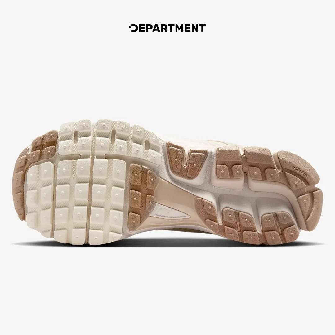 NIKE W ZOOM VOMERO 5