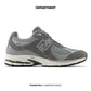 NEW BALANCE 2002R