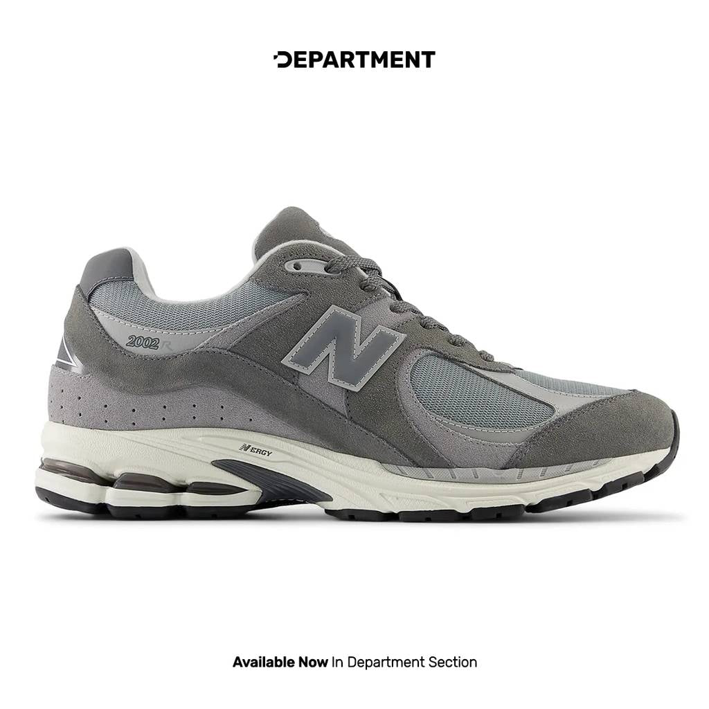 NEW BALANCE 2002R