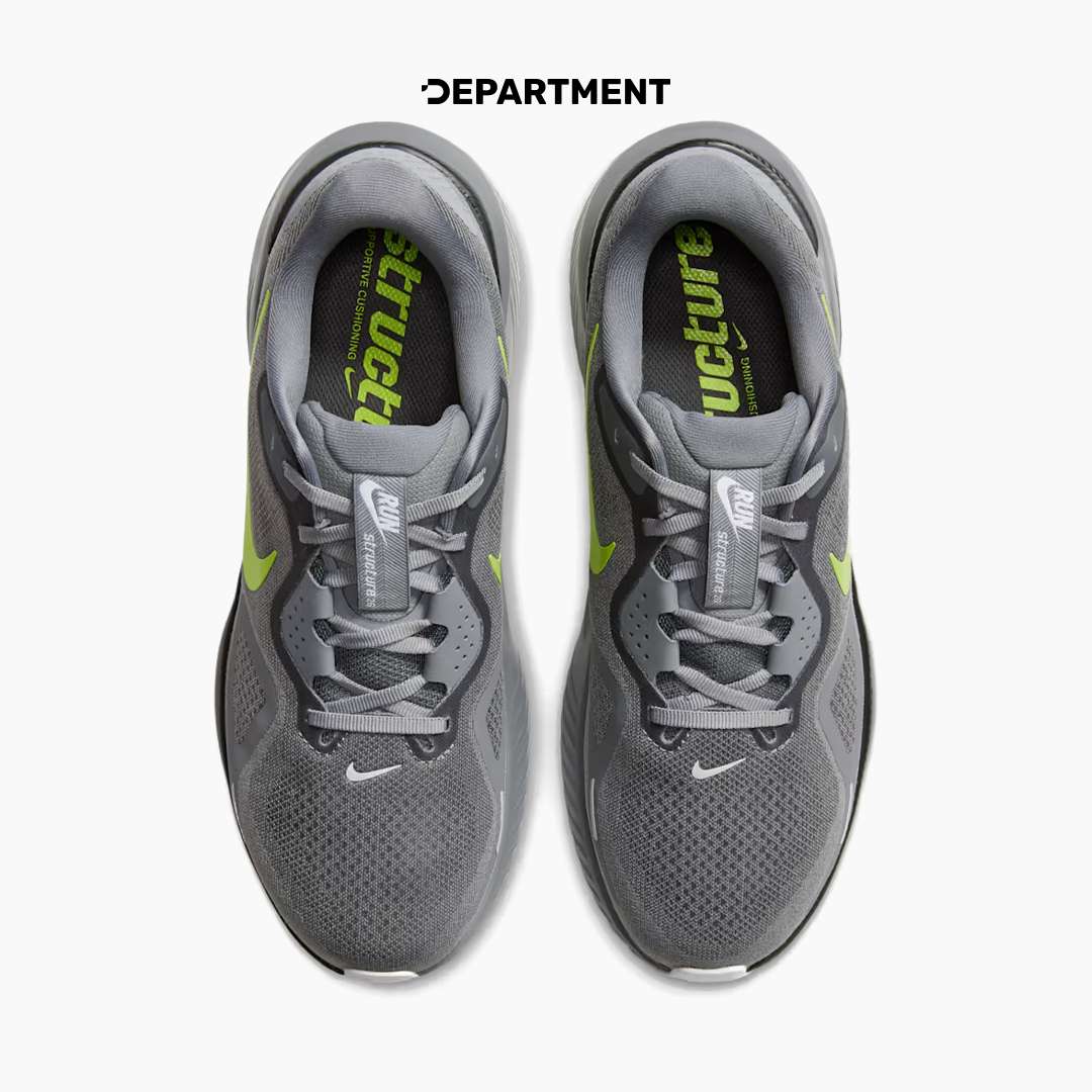 NIKE STRUCTURE 26