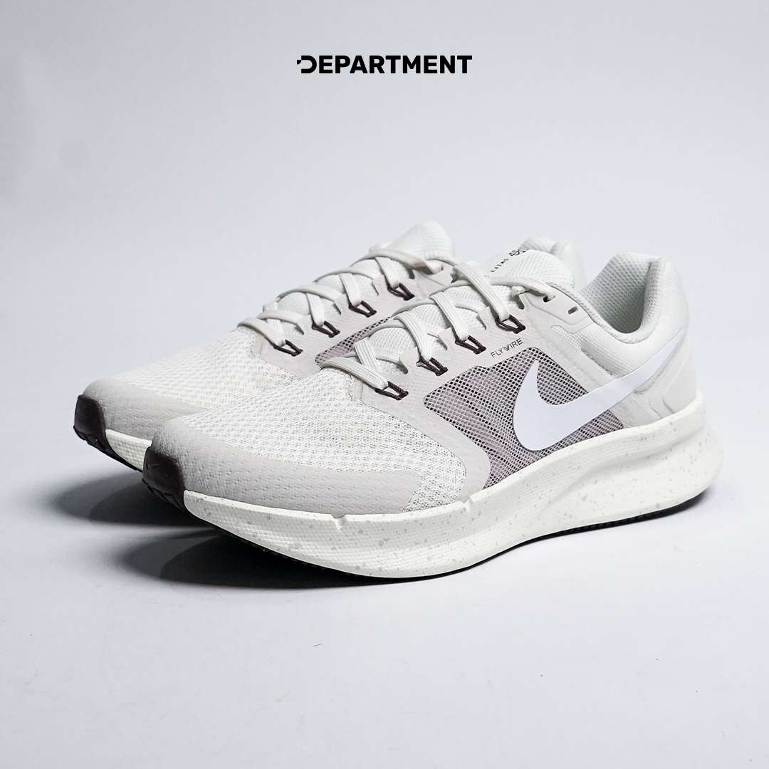 NIKE W RUN SWIFT 3