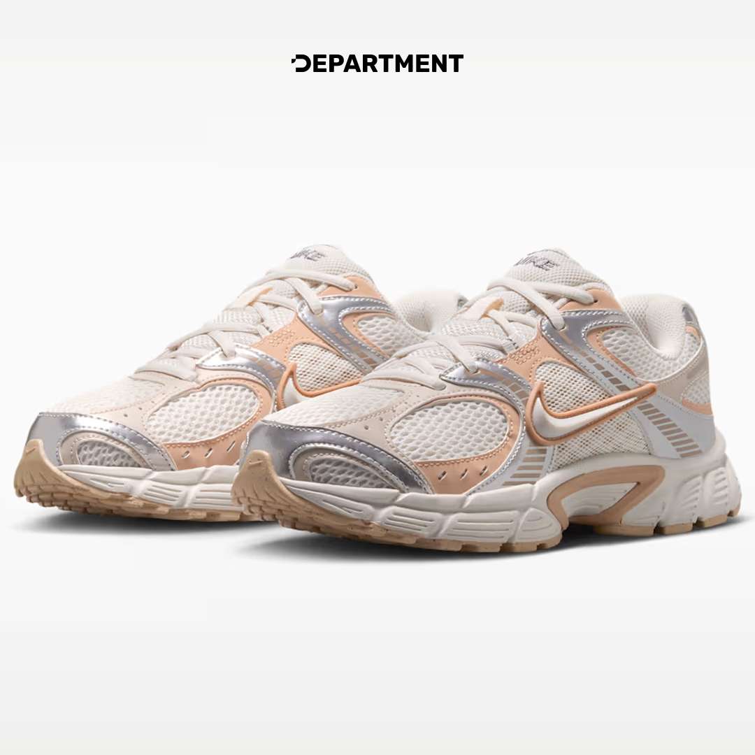 NIKE W V5 RNR WITH REFLECTIVE ACCENTS