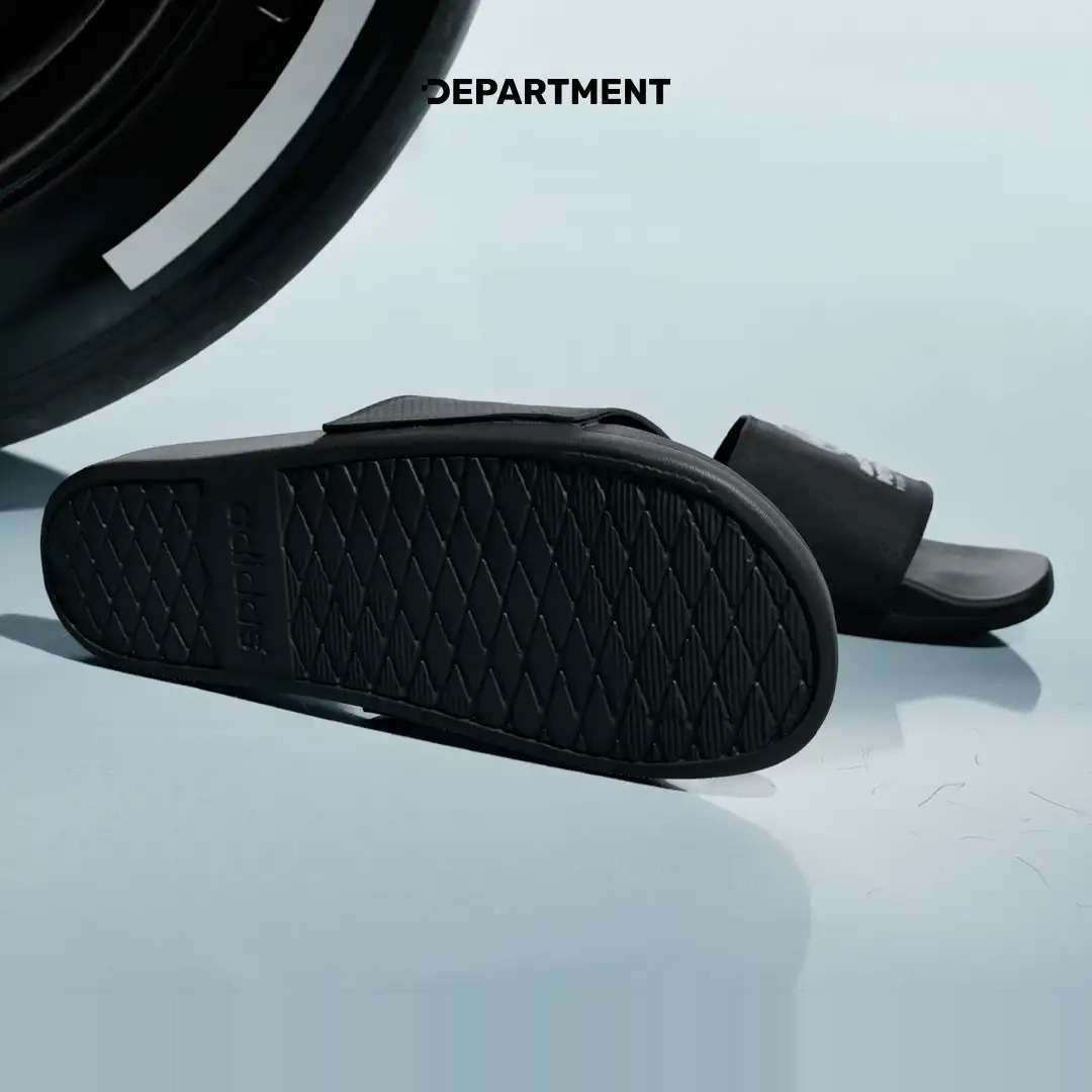 ADIDAS ADILETTE COMFORT X MERCEDES - AMG PETRONAS F1 TEAM